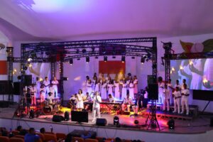 IMG_3599 (Personnalisé) IMG_3599 (Personnalisé)